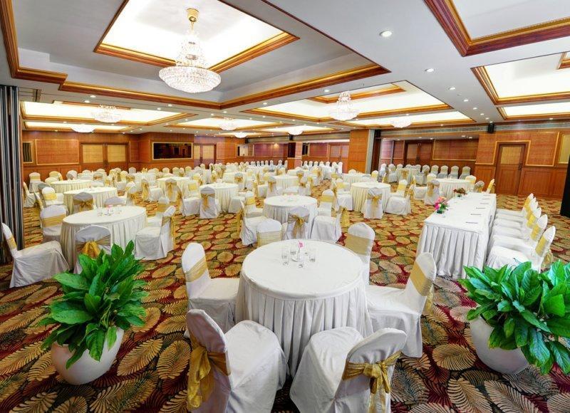 Clarks Exotica Convention Resort & Spa Devanahalli Luaran gambar